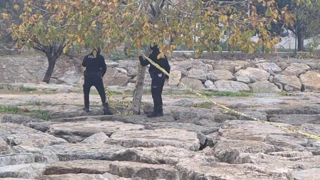 Dehşet veren olay! 2 kişi başlarından vurulmuş halde bulundu 6